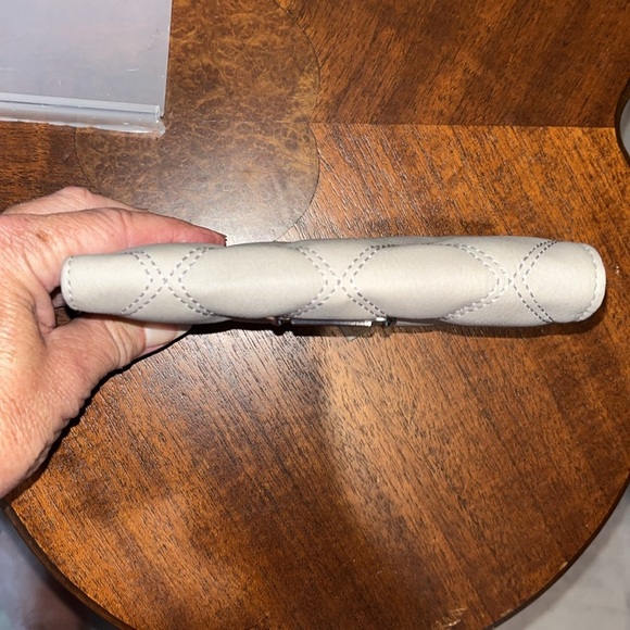 Nicole Miller Wallet 6 x 4 double snap 3 compartments  card& ID holder grey NWOT - Picture 6 of 10